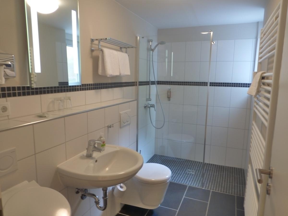 אנוויילר אם טריפלס Villa Waldfrieden - Design Trifft Budget מראה חיצוני תמונה