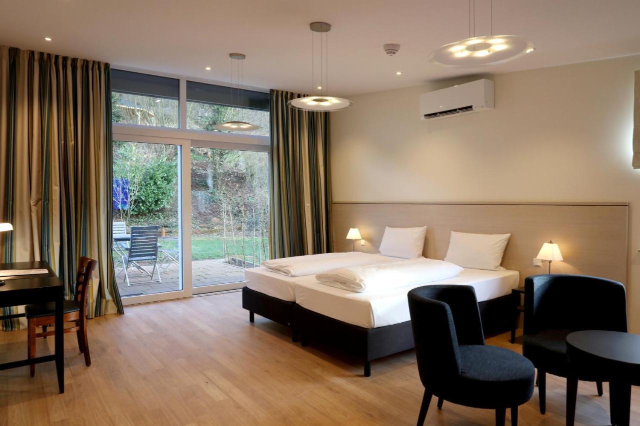 אנוויילר אם טריפלס Villa Waldfrieden - Design Trifft Budget מראה חיצוני תמונה